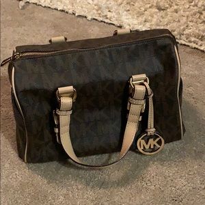 Michale Kors Grayson Large Purse